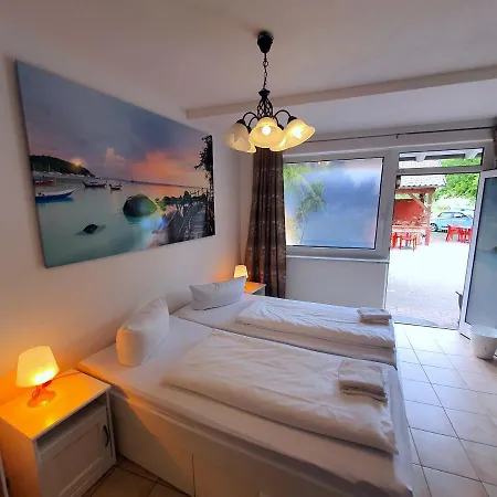 Affittacamere Gaestehaus Parkblick 3*