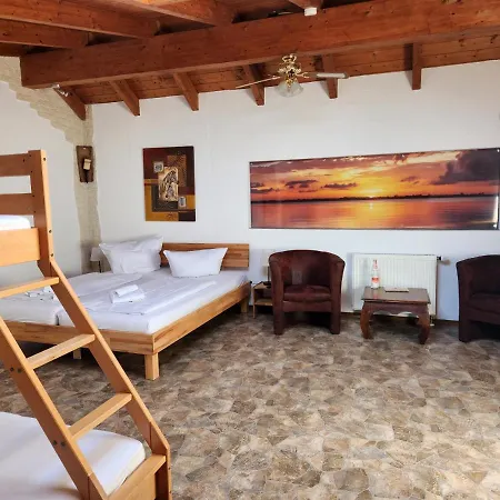 Vendégház Gaestehaus Parkblick Rust