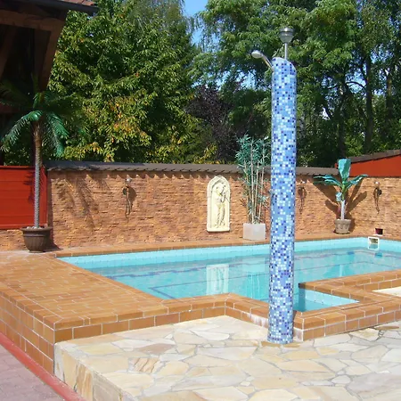 帕克布里克旅馆