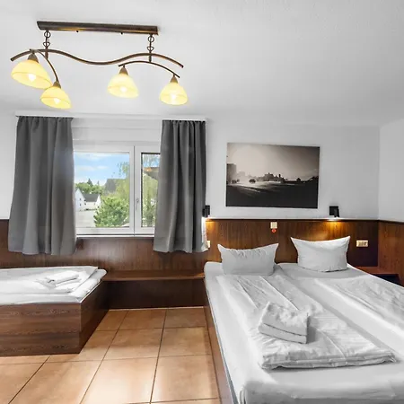 Gaestehaus Parkblick 게스트하우스 3*