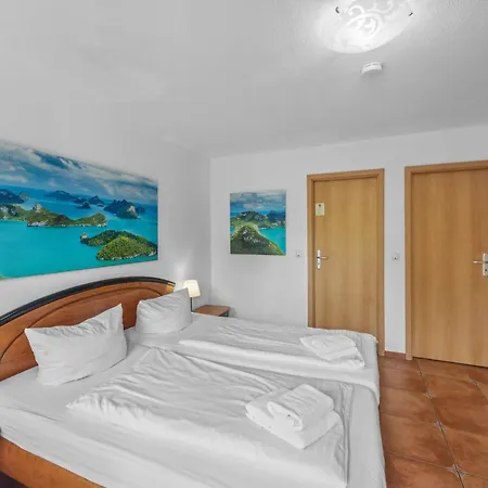 Gaestehaus Parkblick 게스트하우스 러스트